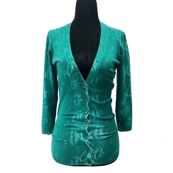 Ricki’s Cardigan Snakeskin Print V-Neck Button Front Fitted 3/4 Sleeves Green XS - Picture 1 of 15